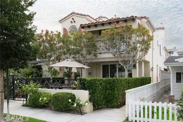 618 Iris Avenue #B, Corona Del Mar, CA 92625 - #1