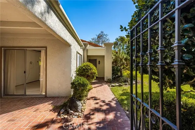 3504 Bahia Blanca #C, Laguna Woods, CA 92637 - Image #3