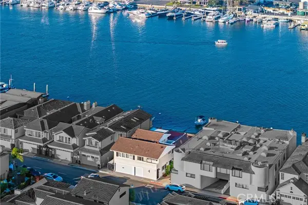 318 Via Lido Nord, Newport Beach, CA 92663