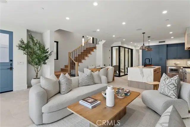615 Poppy Avenue, Corona Del Mar, CA 92625 - Image #3