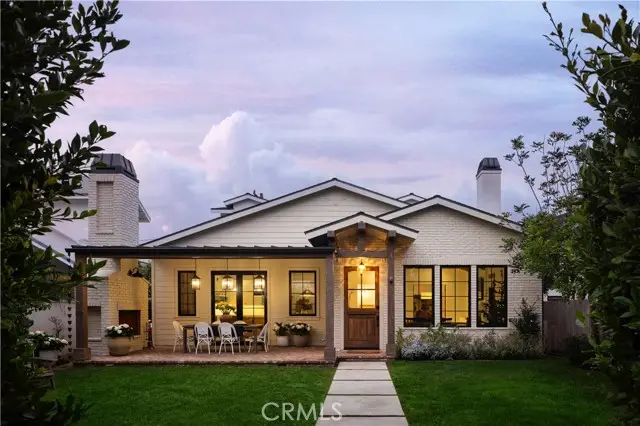 224 Flower Street, Costa Mesa, CA 92627 - Image #1