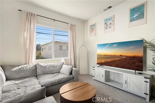 710 Marigold, Corona Del Mar, CA 92625 - Image #3