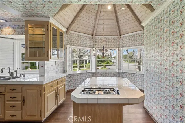 2401 Sierra Vista, Newport Beach, CA 92660 - #3