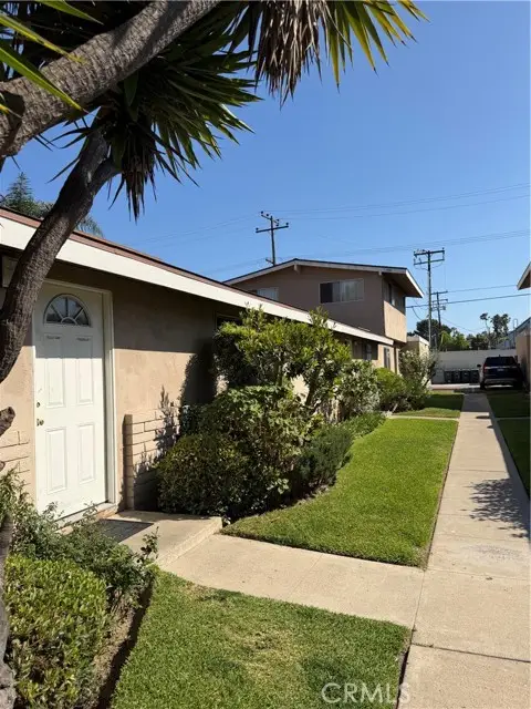 1383 Baker, Costa Mesa, CA 92626 - #2