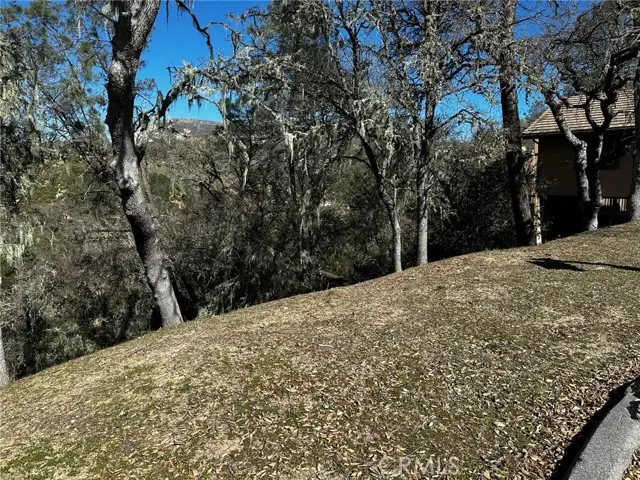 8209 Woody Point Lane, Bradley, CA 93426 - Image #2