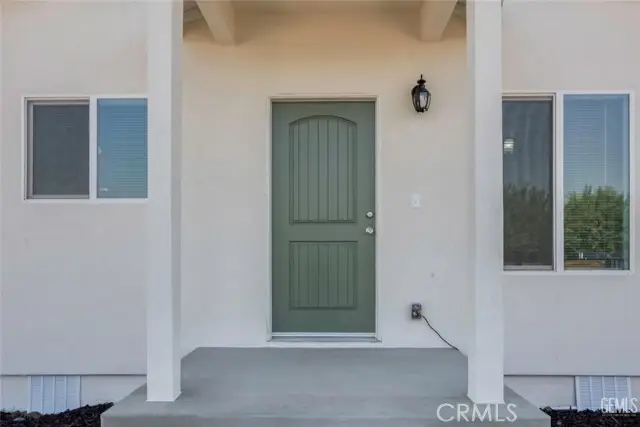 10004 Elmco Avenue, Lamont, CA 93241 - #3