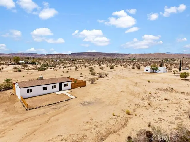 1266 Cambria Avenue #U1-2, Yucca Valley, CA 92284 - Image #2