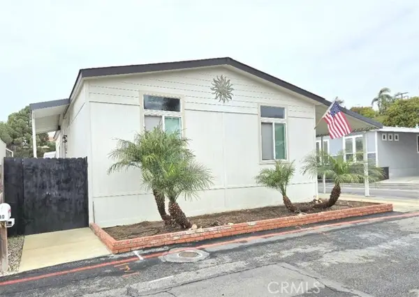 20701 Beach Boulevard #30, Huntington Beach, CA 92648