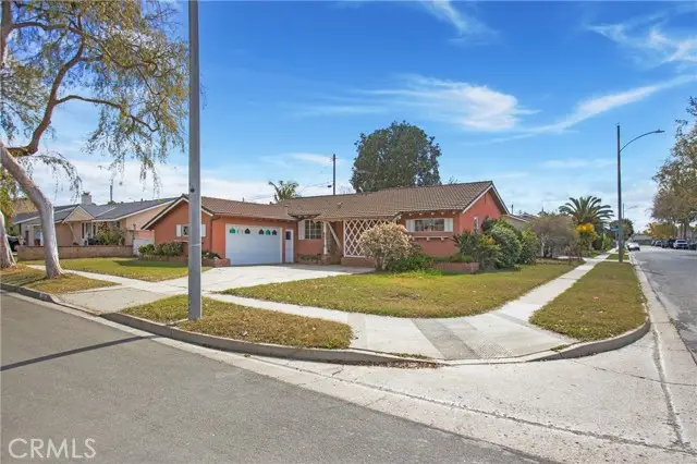 3218 W Ravenswood Drive, Anaheim, CA 92804 - Image #1