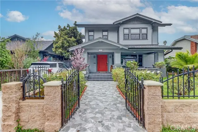 223 N St Andrews Place, Los Angeles, CA 90004 - Image #1