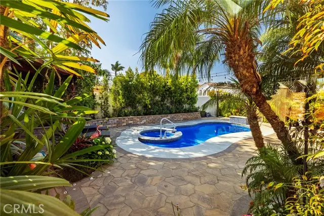 16561 Wanderer Lane, Huntington Beach, CA 92649 - Image #2
