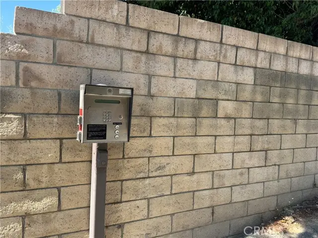 8 Thompson Avenue, Chatsworth, CA 91311 - Image #2