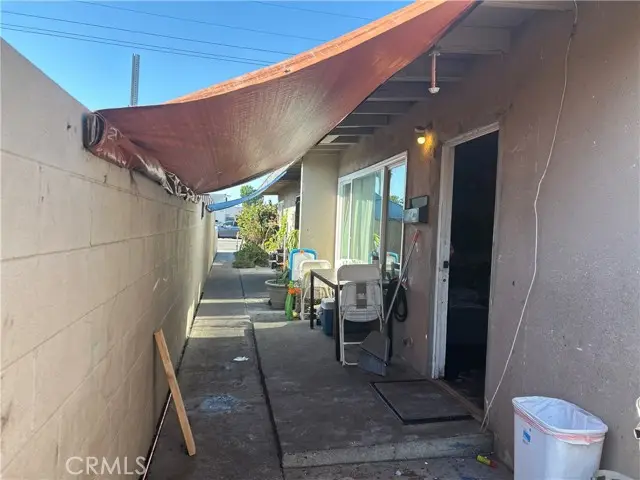 2718 W Mcfadden Avenue, Santa Ana, CA 92704 - Image #3