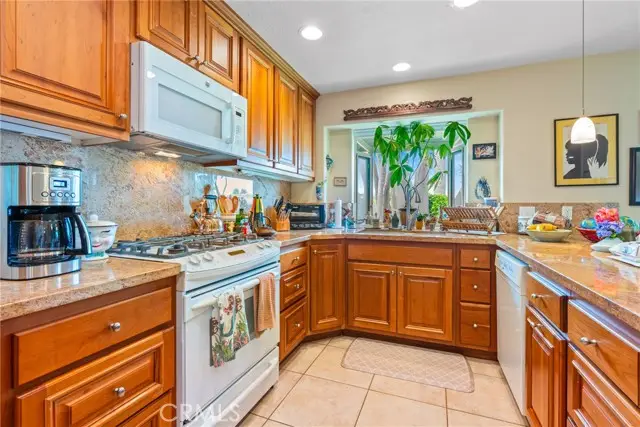 6351 Gloria Drive, Huntington Beach, CA 92647 - Image #3