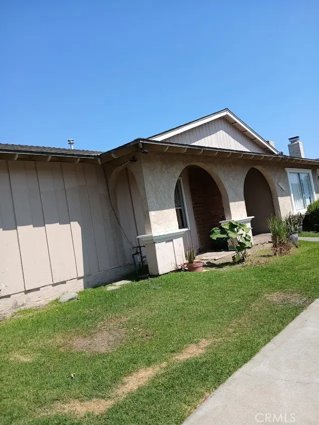 16542 Sabot Lane, Huntington Beach, CA 92647 - Image #1