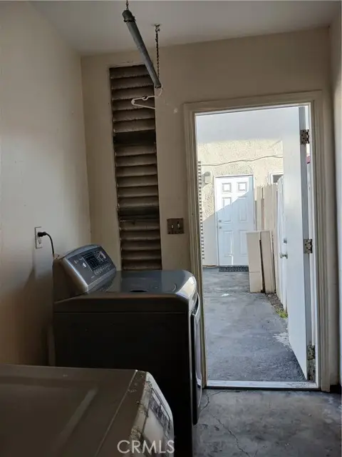 16542 Sabot Lane, Huntington Beach, CA 92647 - Image #2