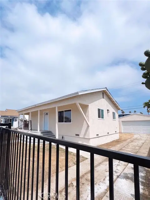 1243 W 98th Street, Los Angeles, CA 90044 - Image #2