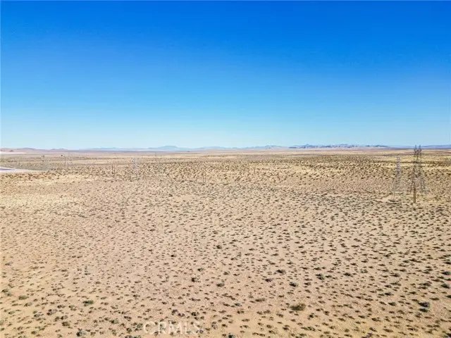 1000 Roy Street, Hinkley, CA 92347 - Image #2