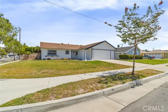 16102 Ballad Lane, Huntington Beach, CA 92649 - Image #1