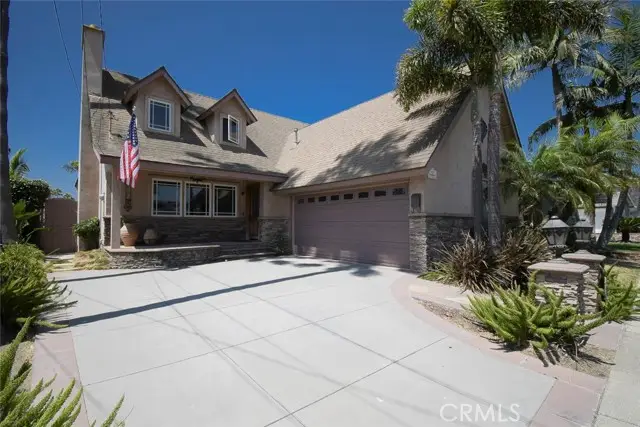 620 Coastline Drive, Seal Beach, CA 90740 - Image #1