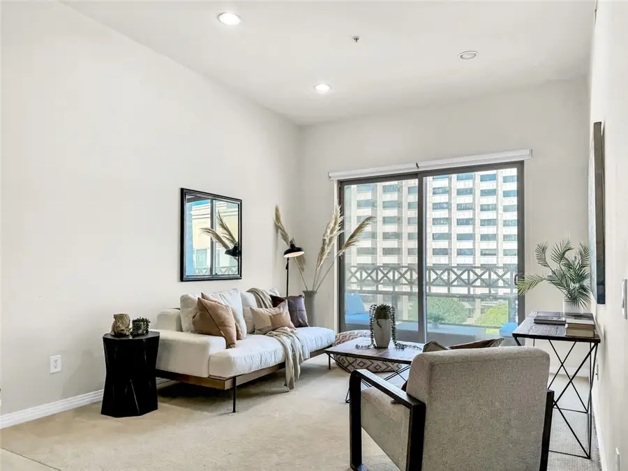 931 E Walnut Street #607, Pasadena, CA 91106 - Image #3