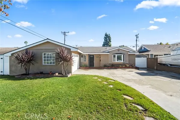 16372 Birdie Lane, Huntington Beach, CA 92649