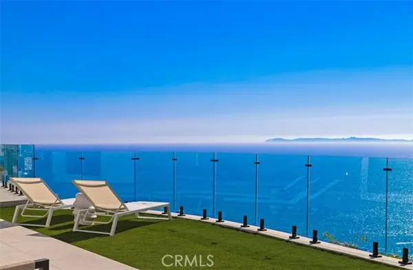 31 N Vista De Catalina, Laguna Beach, CA 92651