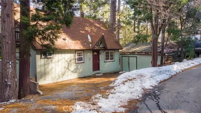 23804 Lakeview Drive, Crestline, CA 92325 - Image #2