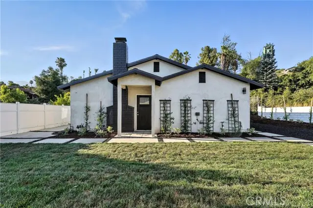 215 E Sierra Madre Avenue, Azusa, CA 91702 - Image #1