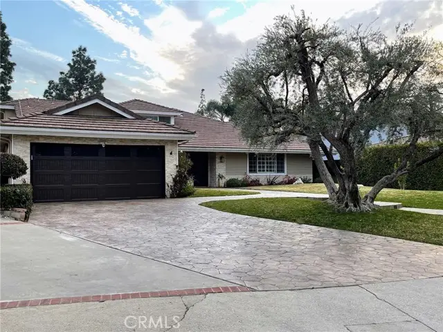 19520 Bermuda Street, Porter Ranch, CA 91326 - Image #2