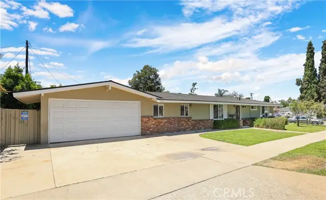 526 N Emerald Drive, Orange, CA 92868 - Image #2