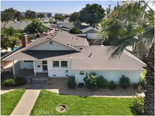 1420 E Commonwealth Avenue, Fullerton, CA 92831 - Image #2