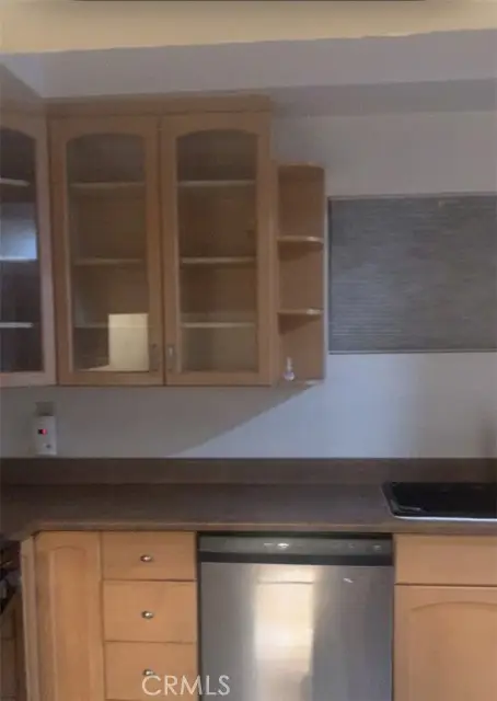 1758 E 2nd Street #204, Long Beach, CA 90802 - Image #2