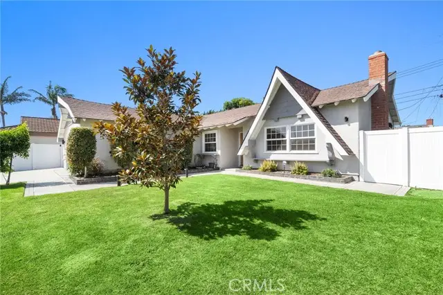 4951 Maui Circle, Huntington Beach, CA 92649 - Image #2