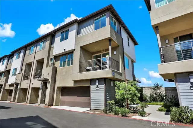 1563 Lima Way #5, Placentia, CA 92870 - Image #1