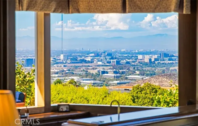 17 Napoli, Newport Beach, CA 92660 - #2