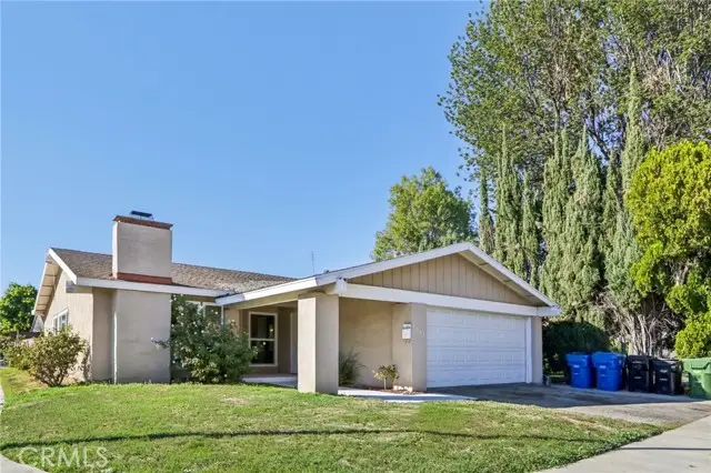 7401 Casaba Avenue, Winnetka, CA 91306 - Image #2