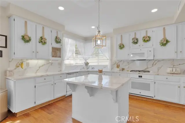 42257 Sand Palm Way, Lancaster, CA 93536 - Image #2