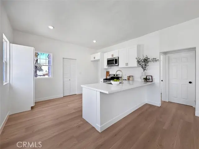 503 E 5th Street, Corona, CA 92879 - Image #3