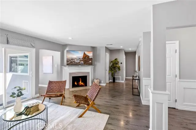 849 N Lenz Dr, Anaheim, CA 92805 - Image #1