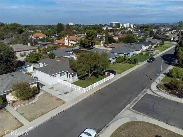 849 N Lenz Dr, Anaheim, CA 92805 - Image #3