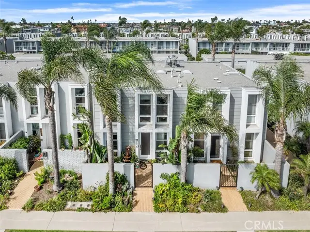 4045 Warner Ave, Huntington Beach, CA 92649 - Image #1