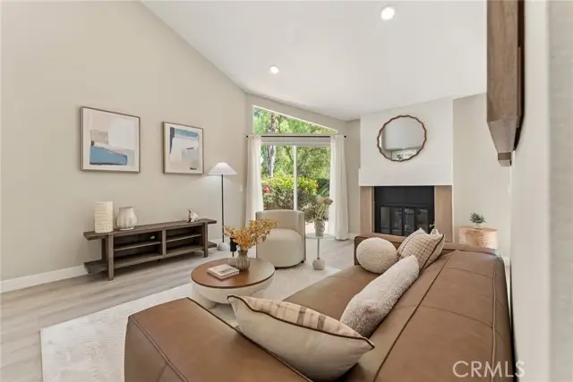 29 Stanford Court #93, Irvine, CA 92612 - Image #2