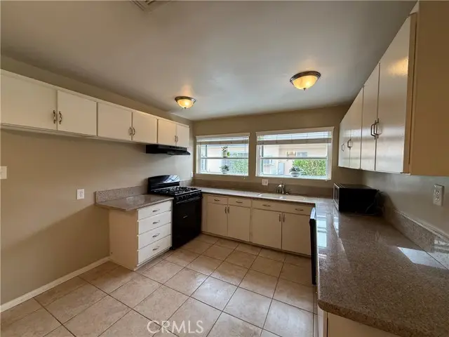 7056 Natick Avenue, Van Nuys, CA 91405 - Image #3