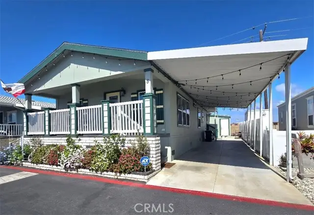 21851 Newland St. #8, Huntington Beach, CA 92646 - Image #2