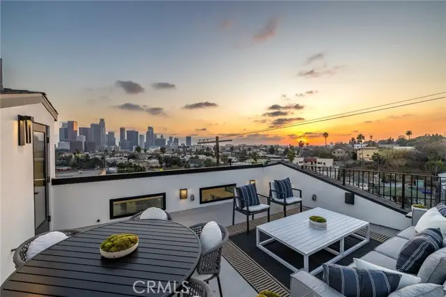 955 Everett Street, Los Angeles, CA 90026 - Image #1