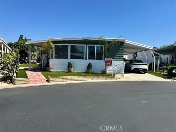 24001 Muirlands Boulevard #221, Lake Forest (el Toro), CA 92630