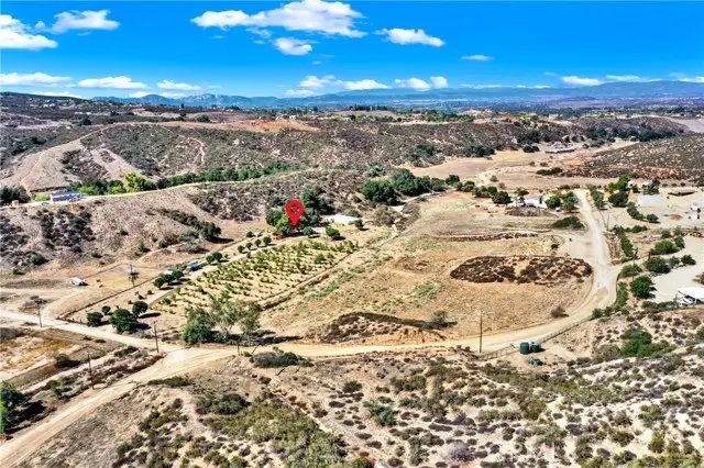 39145 Calle Cordova, Temecula, CA 92592 - Image #2