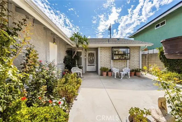 20425 Harvest, Lakewood, CA 90715 - Image #2