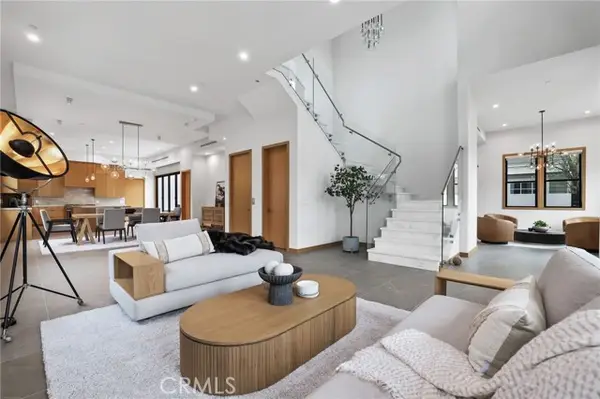 1828 Pine, Huntington Beach, CA 92648